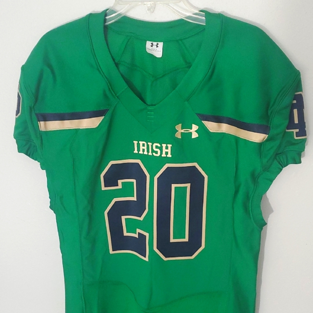 Notre Dame Fighting Irish Jersey. Large